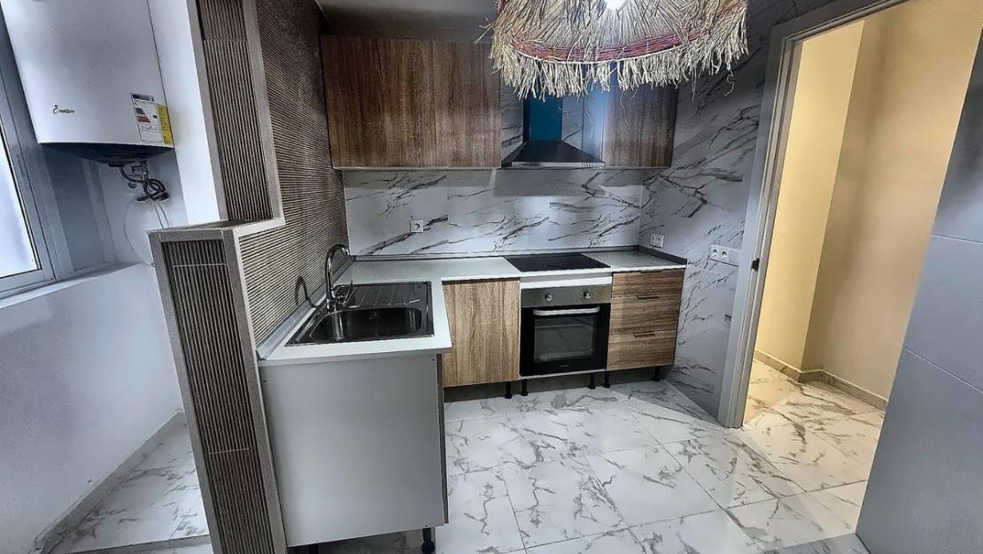 Sale - Apartment - Torrevieja - Torrevieja Centro