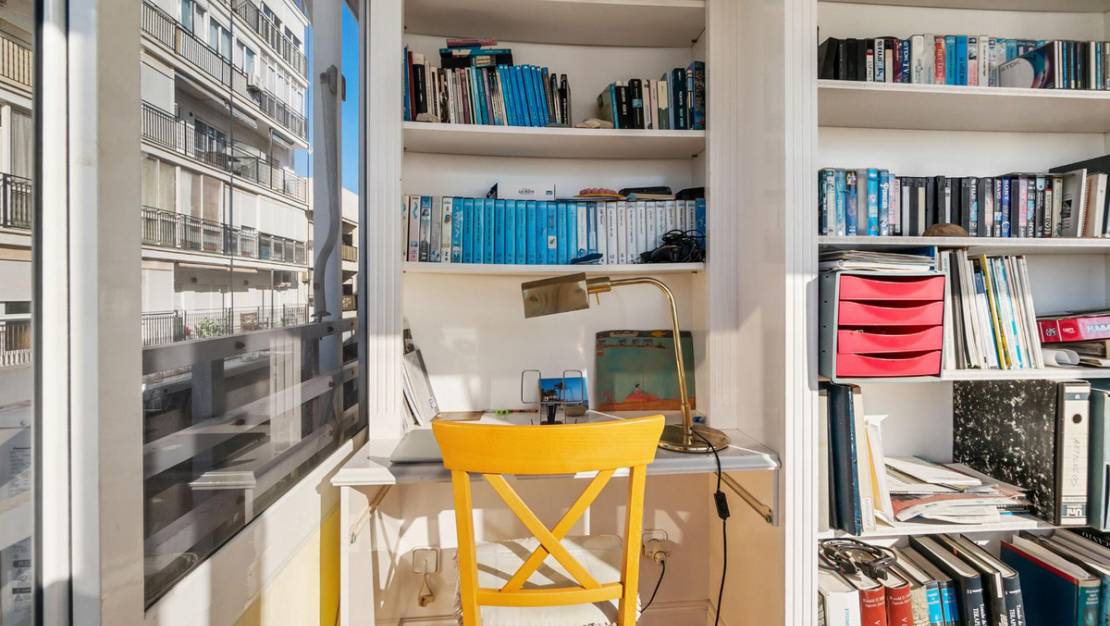 Sale - Apartment - Torrevieja - Torrevieja Centro