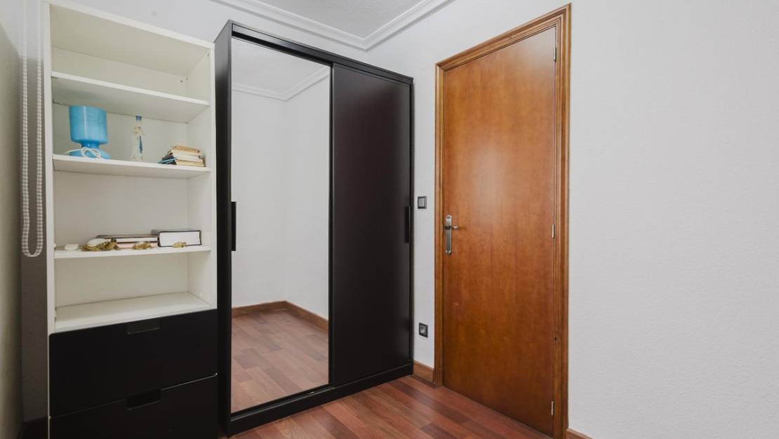 Sale - Apartment - Torrevieja - Torrevieja Centro