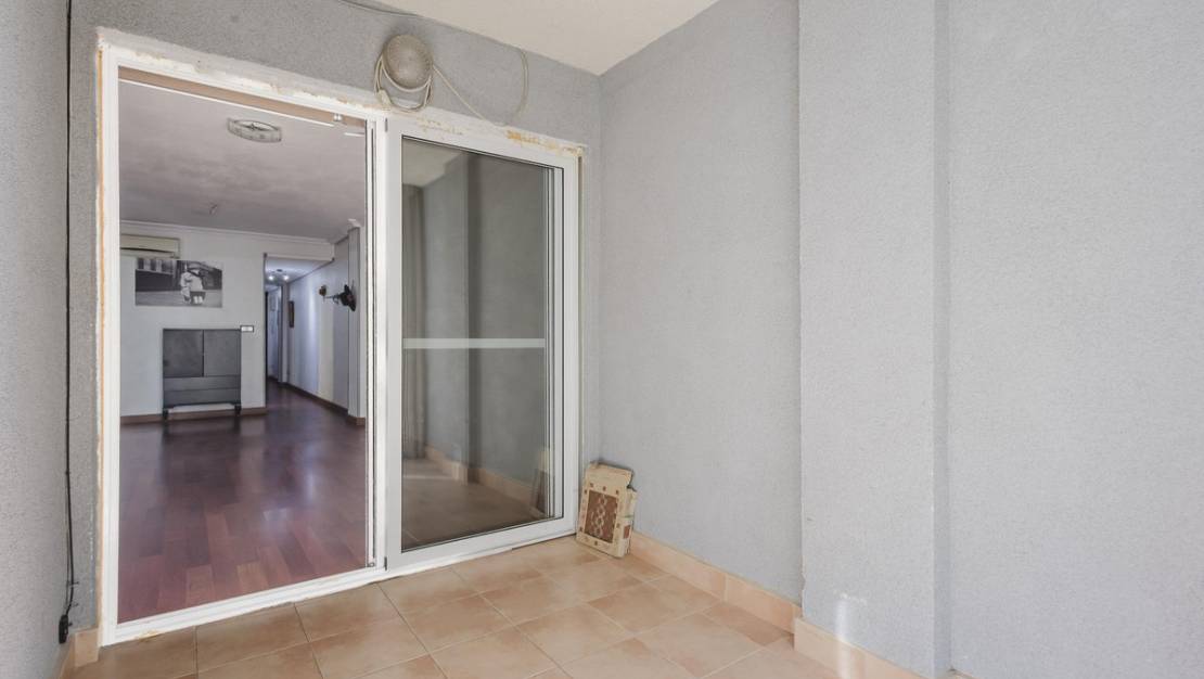 Sale - Apartment - Torrevieja - Torrevieja Centro