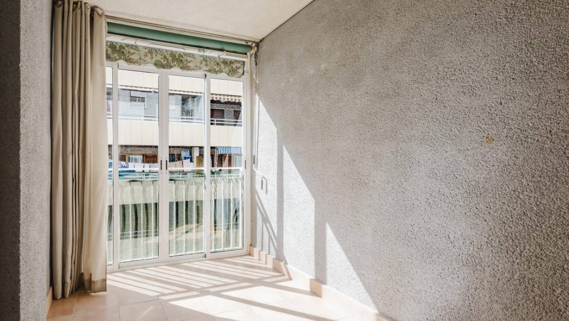 Sale - Apartment - Torrevieja - Torrevieja Centro