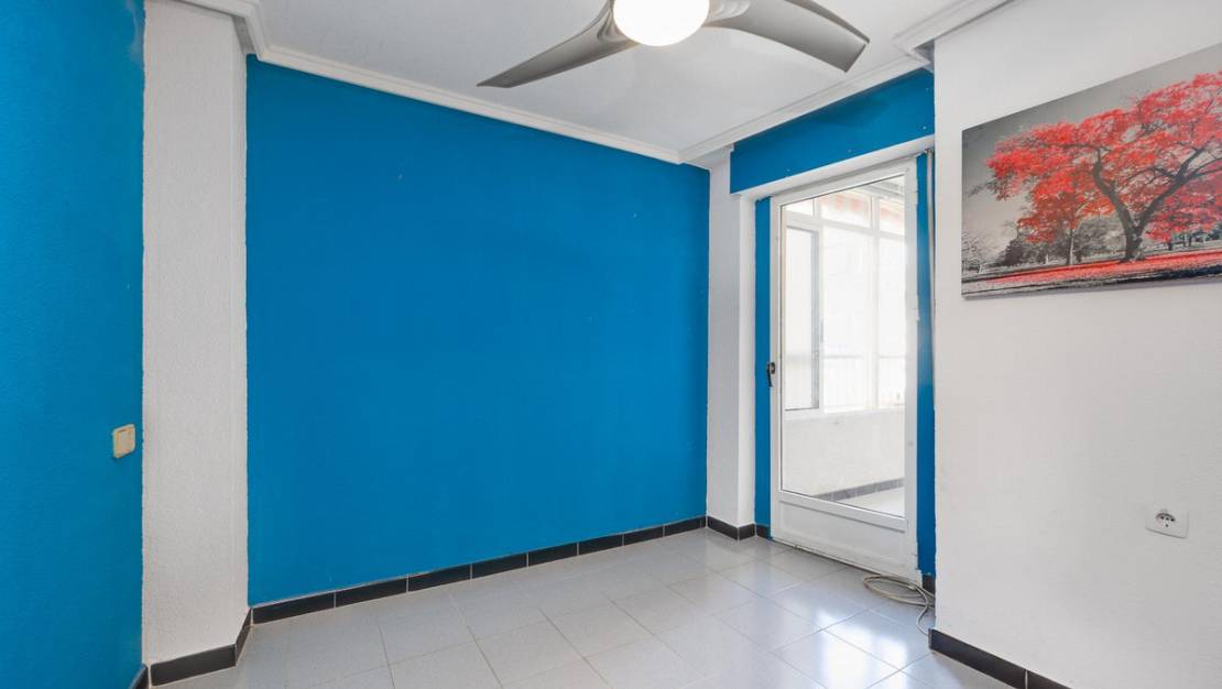 Sale - Apartment - Torrevieja - Torrevieja Centro