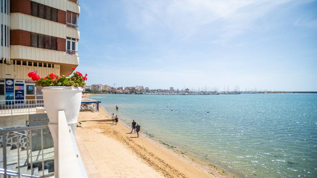 Sale - Apartment - Torrevieja - Torrevieja Centro