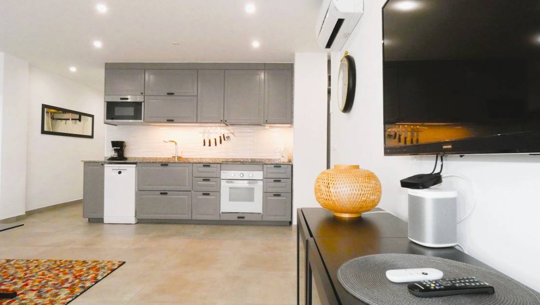 Sale - Apartment - Torrevieja - Torrevieja Centro