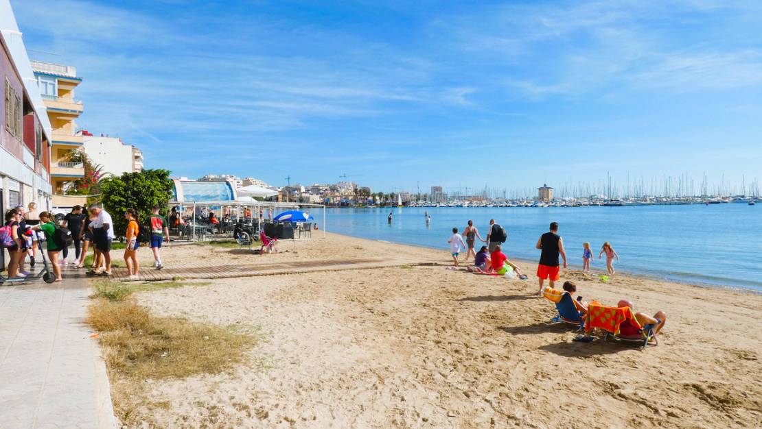 Sale - Apartment - Torrevieja - Torrevieja Centro
