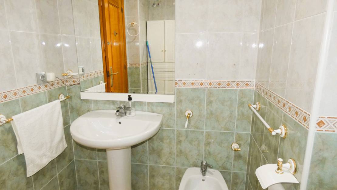 Sale - Apartment - Torrevieja - Torrevieja Centro