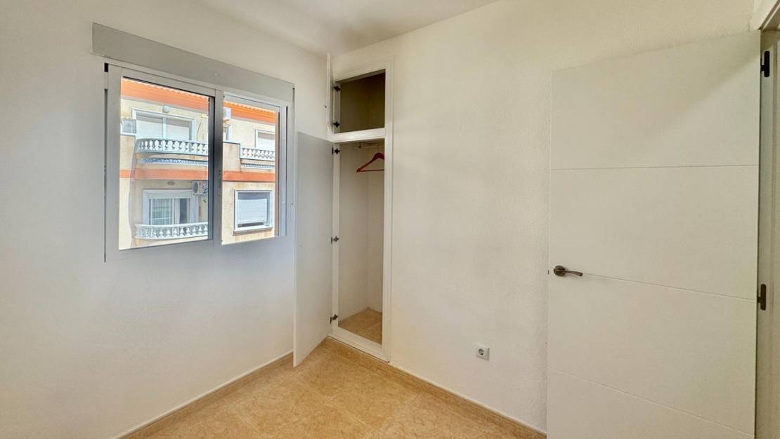 Sale - Apartment - Torrevieja - Torrevieja Centro
