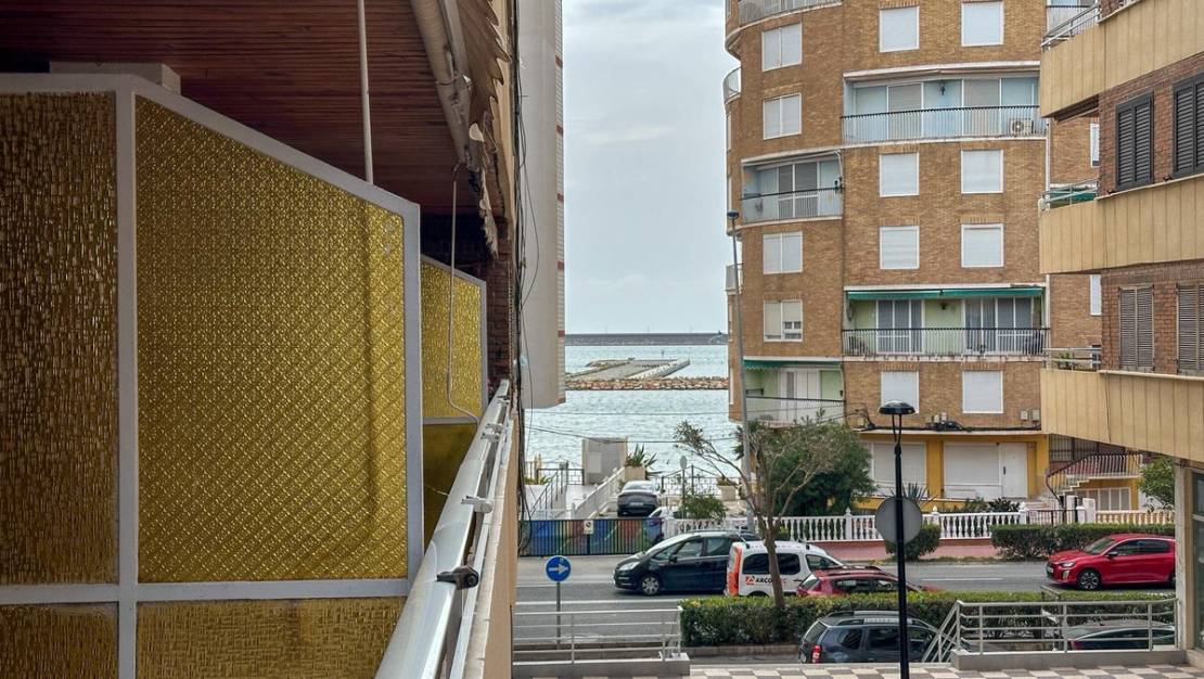Sale - Apartment - Torrevieja - Torrevieja Centro