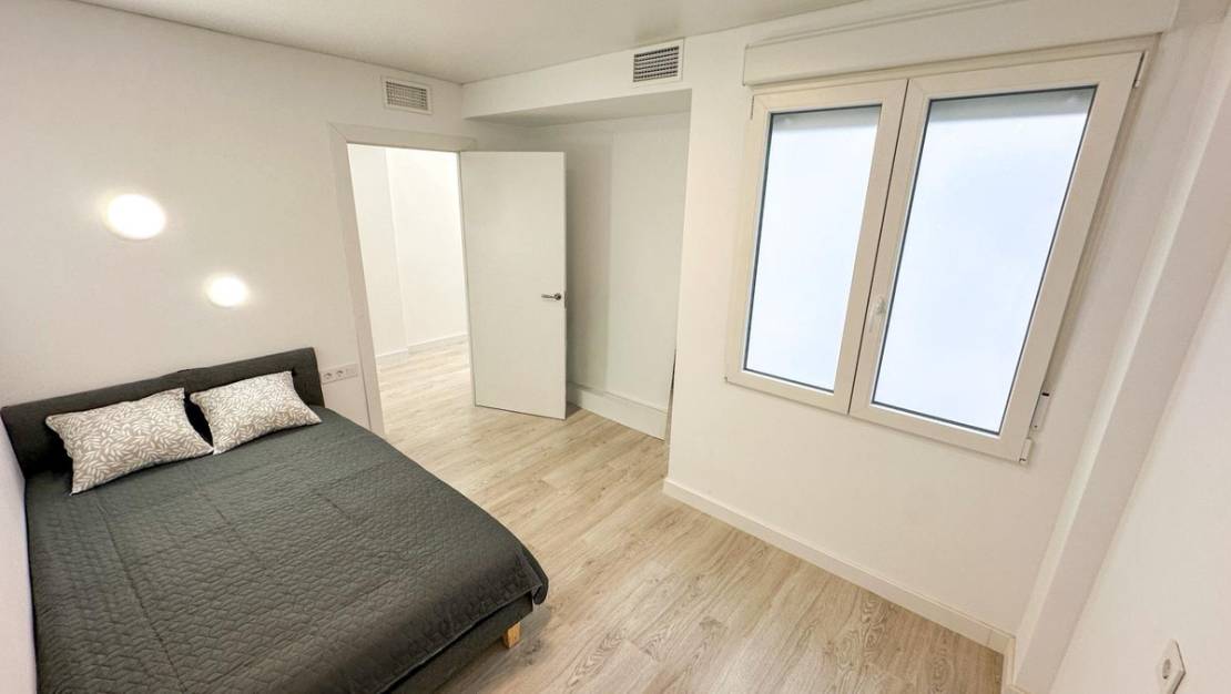 Sale - Apartment - Torrevieja - Torrevieja Centro