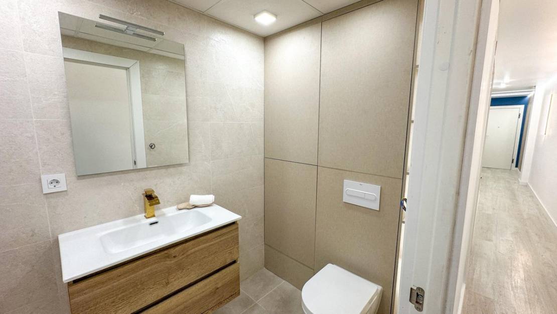 Sale - Apartment - Torrevieja - Torrevieja Centro
