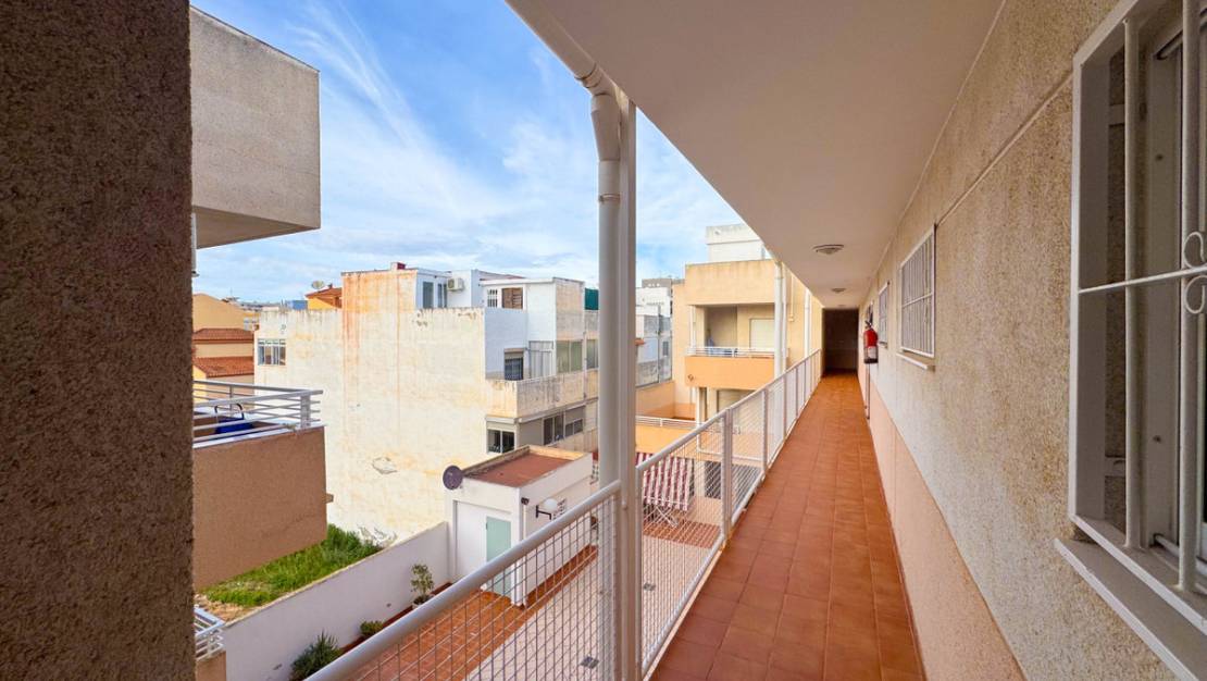Sale - Apartment - Torrevieja - Torrevieja Centro