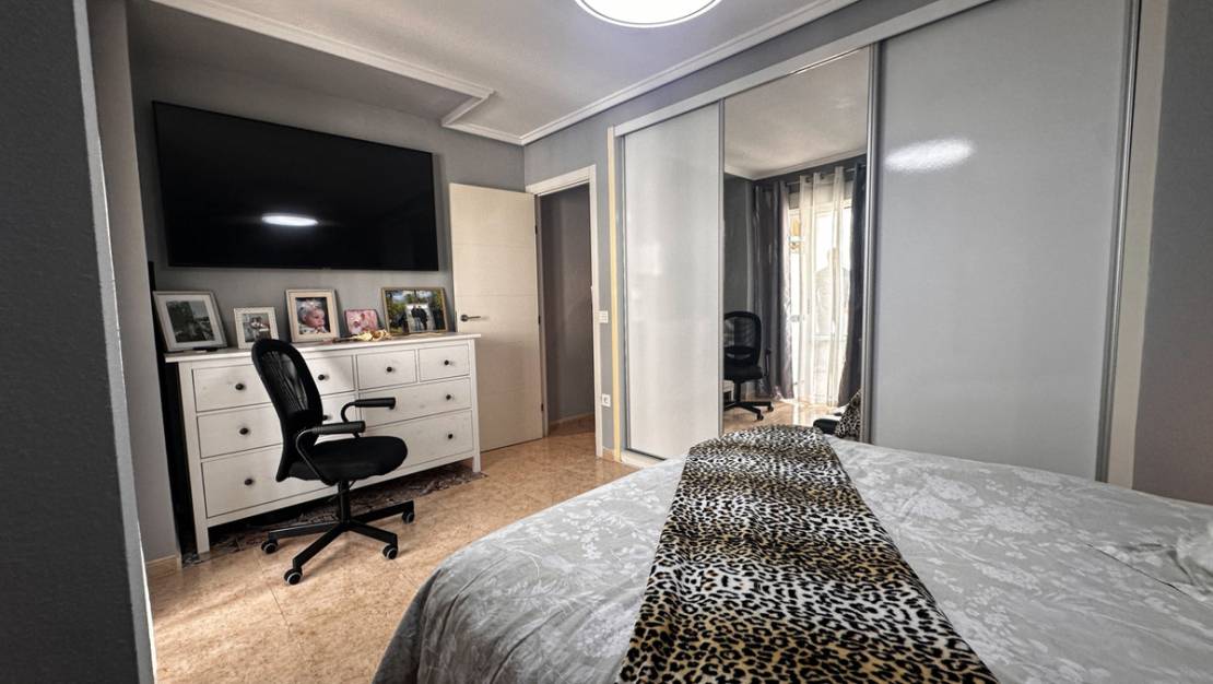 Sale - Apartment - Torrevieja - Torrevieja Centro