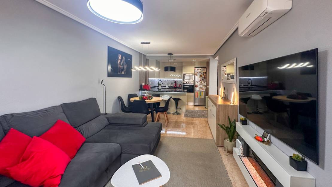 Sale - Apartment - Torrevieja - Torrevieja Centro