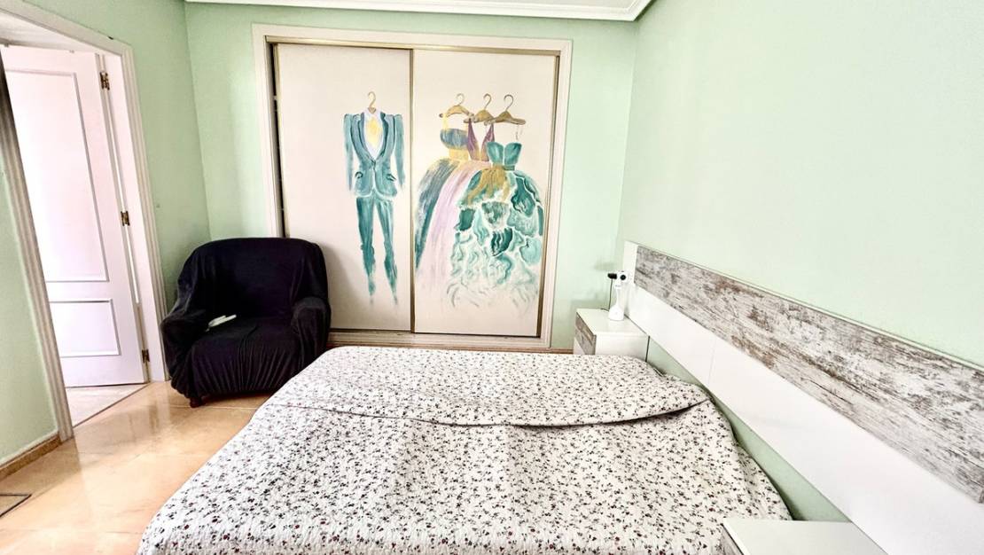 Sale - Apartment - Torrevieja - Torrevieja Centro