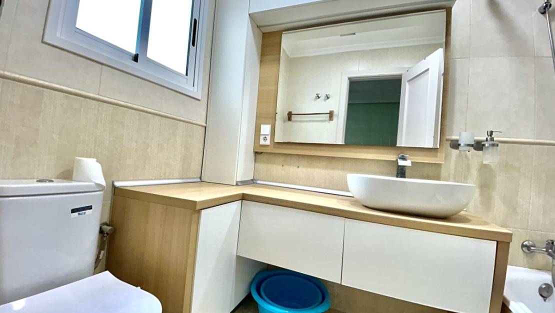 Sale - Apartment - Torrevieja - Torrevieja Centro