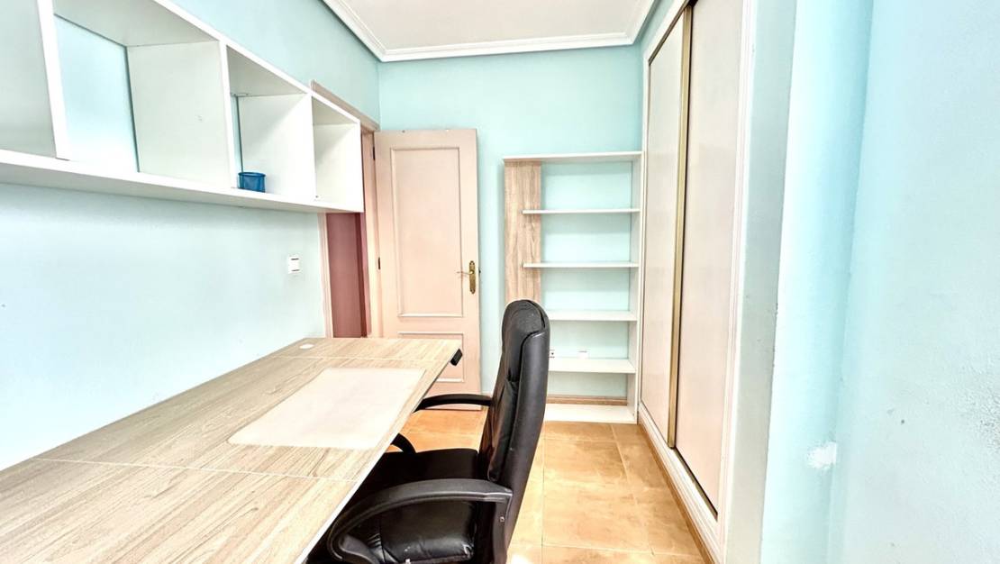 Sale - Apartment - Torrevieja - Torrevieja Centro