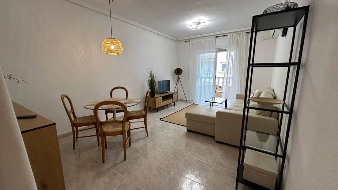 Sale - Apartment - Torrevieja - Torrevieja Centro