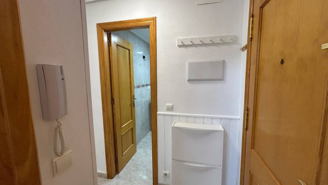 Sale - Apartment - Torrevieja - Torrevieja Centro