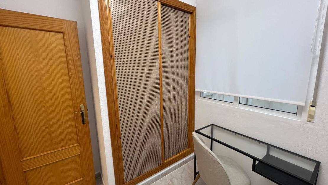 Sale - Apartment - Torrevieja - Torrevieja Centro