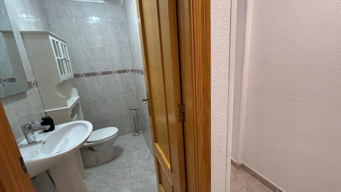 Sale - Apartment - Torrevieja - Torrevieja Centro