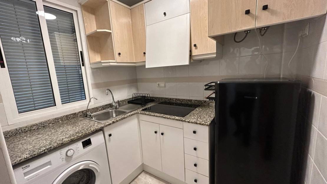Sale - Apartment - Torrevieja - Torrevieja Centro