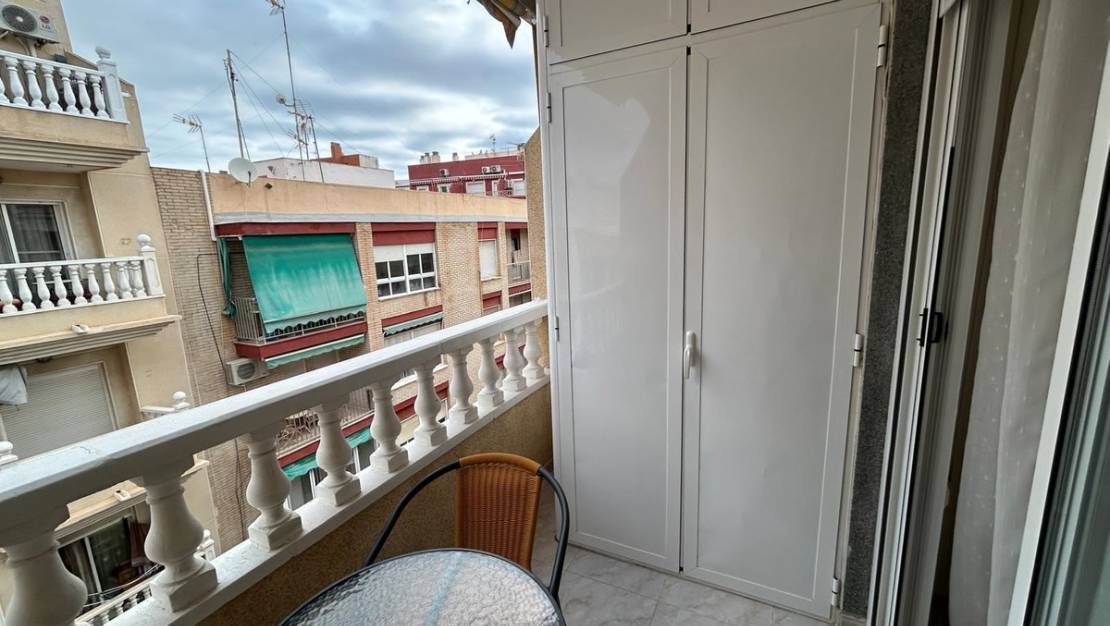 Sale - Apartment - Torrevieja - Torrevieja Centro