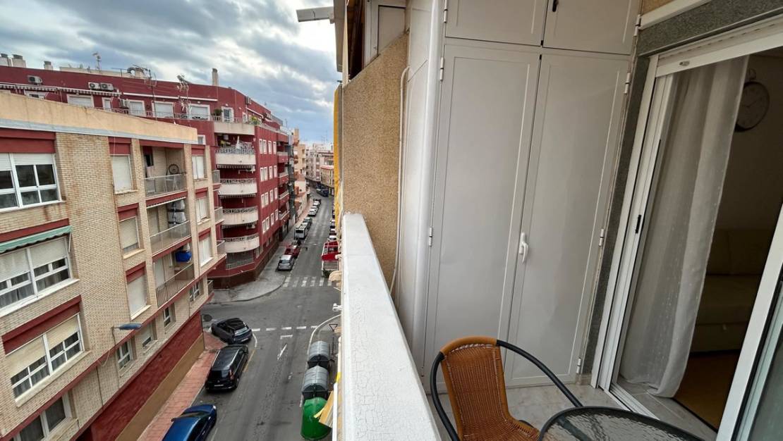 Sale - Apartment - Torrevieja - Torrevieja Centro