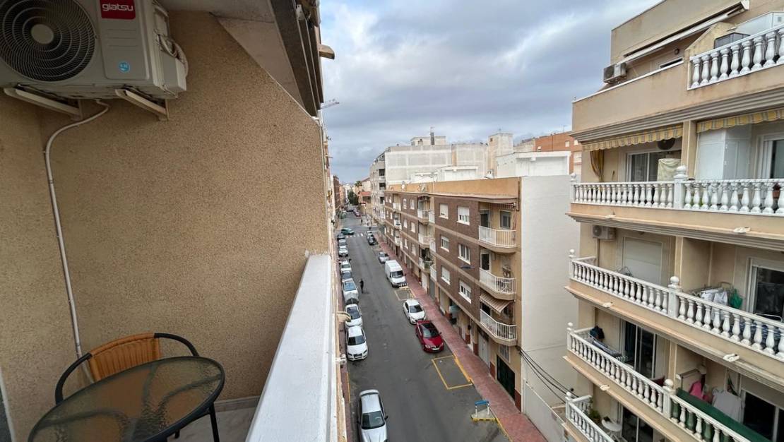 Sale - Apartment - Torrevieja - Torrevieja Centro
