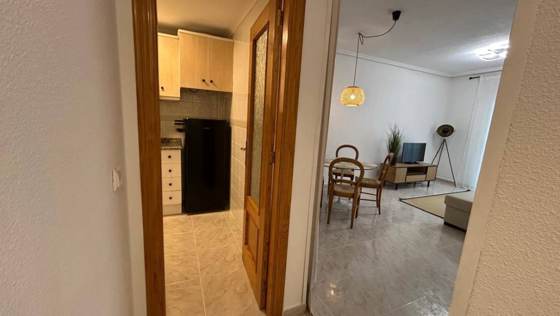 Sale - Apartment - Torrevieja - Torrevieja Centro