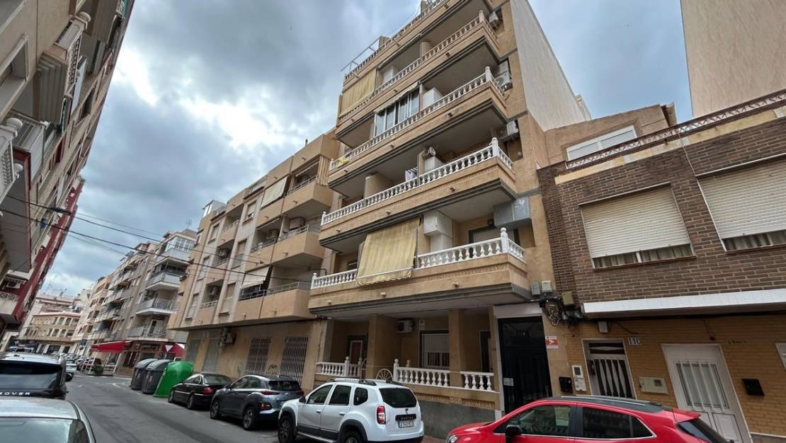 Sale - Apartment - Torrevieja - Torrevieja Centro