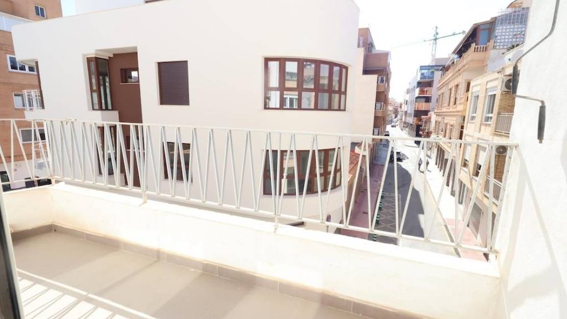Sale - Apartment - Torrevieja - Torrevieja Centro