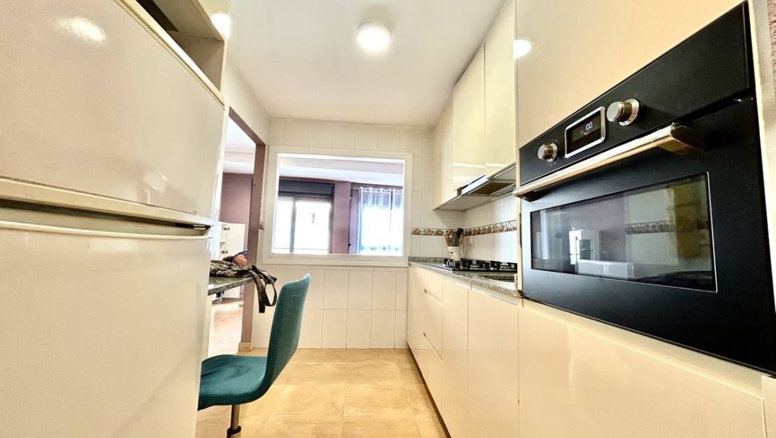 Sale - Apartment - Torrevieja - Torrevieja Centro