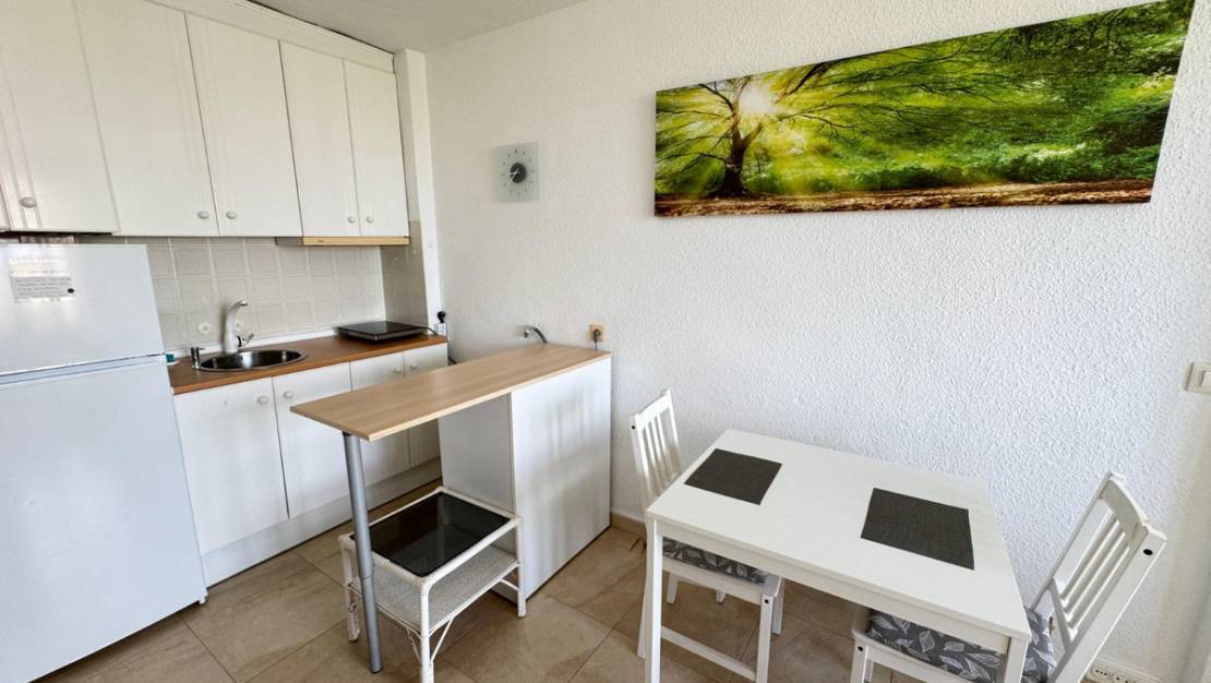 Sale - Apartment - Torrevieja - Torrevieja Centro