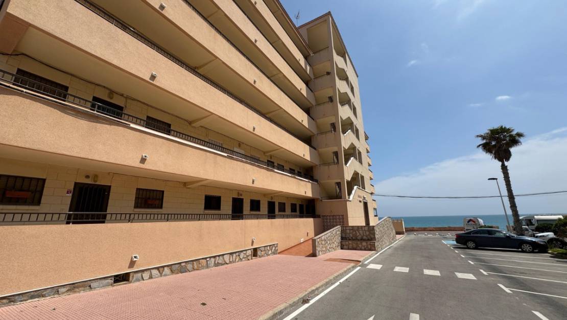 Sale - Apartment - Torrevieja - Torrevieja Centro
