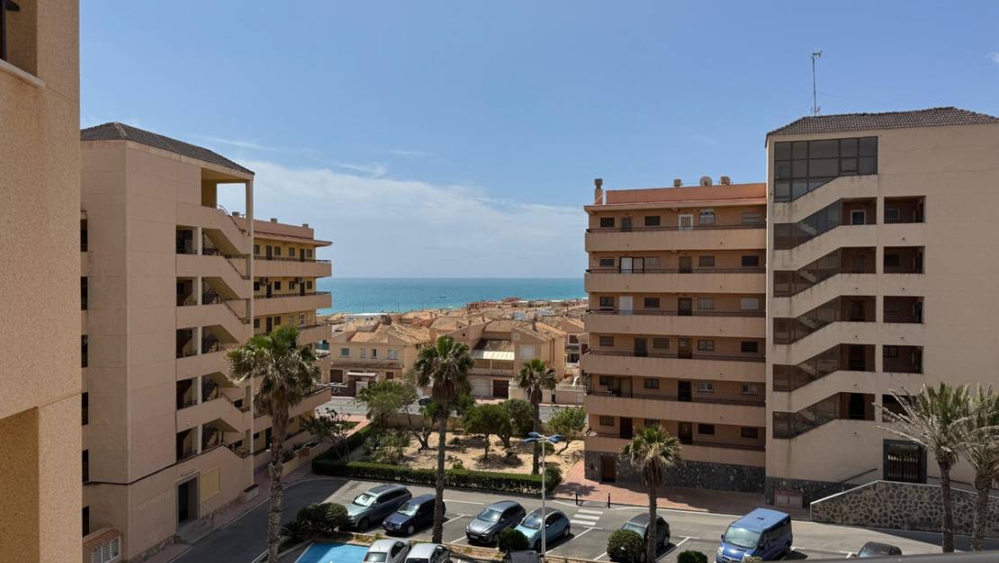 Sale - Apartment - Torrevieja - Torrevieja Centro
