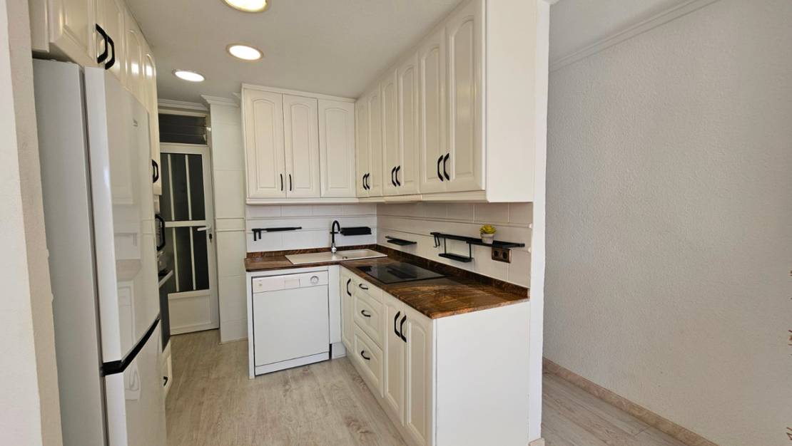 Sale - Apartment - Torrevieja - Torrevieja Centro
