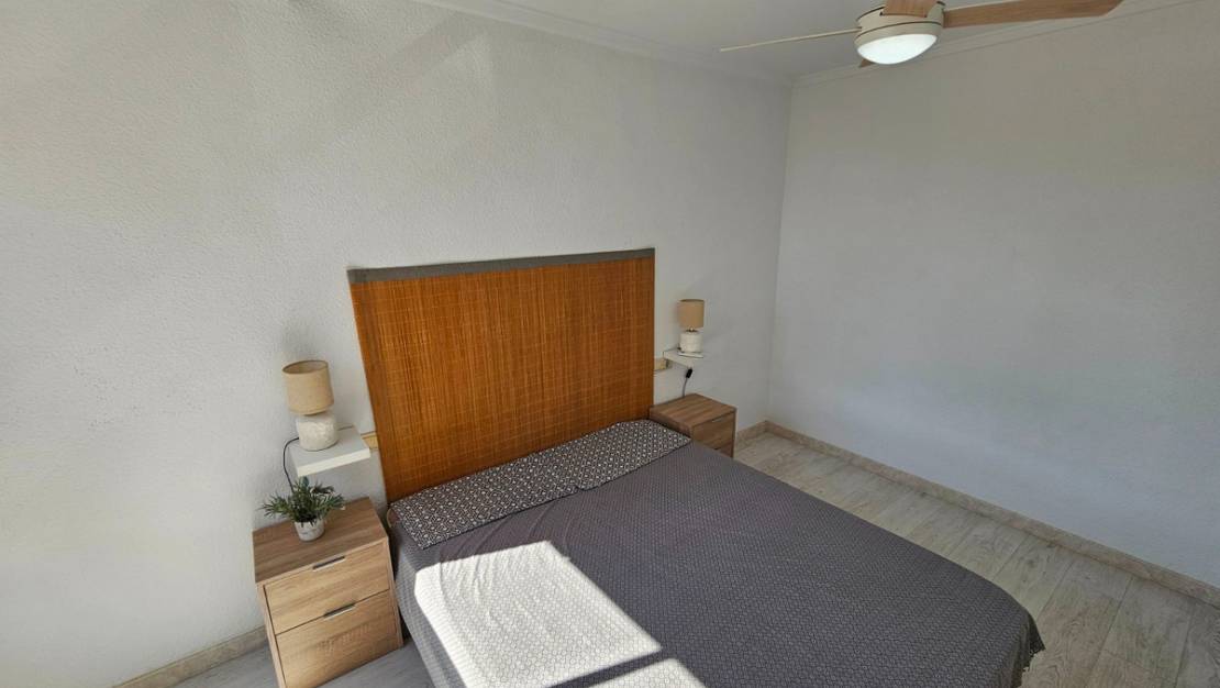 Sale - Apartment - Torrevieja - Torrevieja Centro