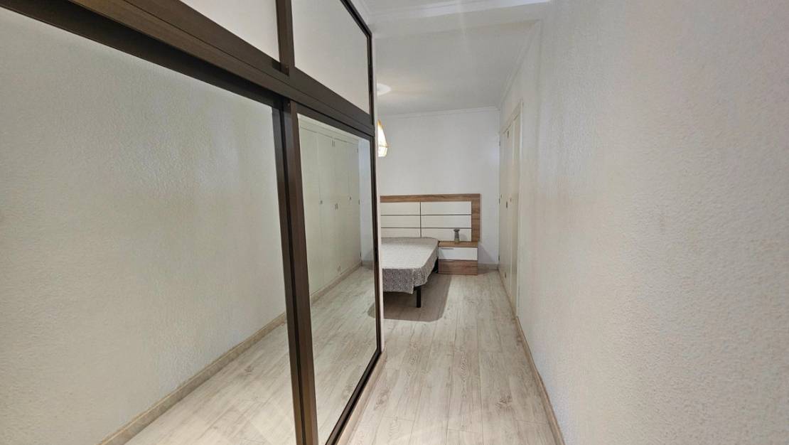 Sale - Apartment - Torrevieja - Torrevieja Centro