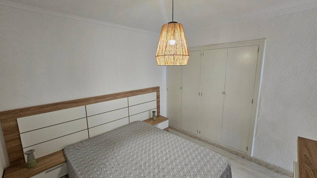 Sale - Apartment - Torrevieja - Torrevieja Centro