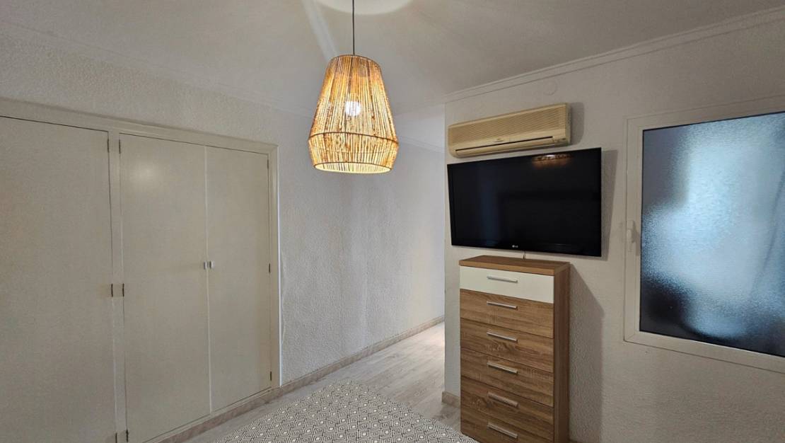 Sale - Apartment - Torrevieja - Torrevieja Centro