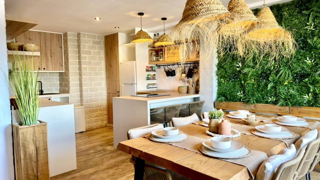 Sale - Apartment - Torrevieja - Torrevieja Centro