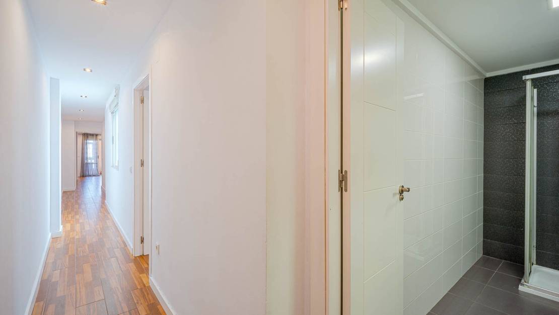 Sale - Apartment - Torrevieja - Torrevieja Centro