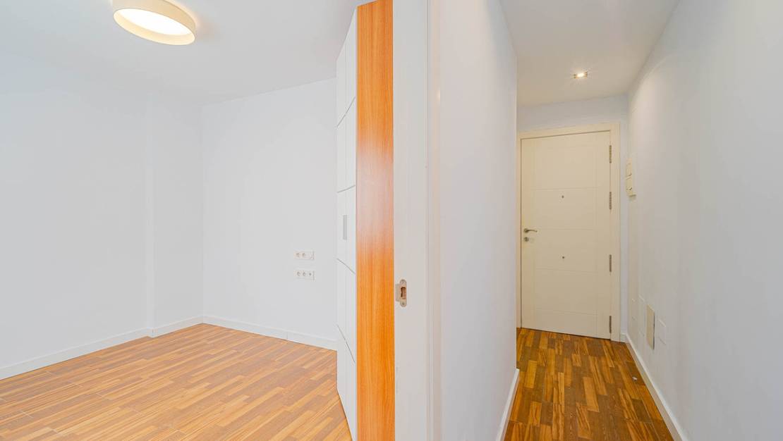 Sale - Apartment - Torrevieja - Torrevieja Centro