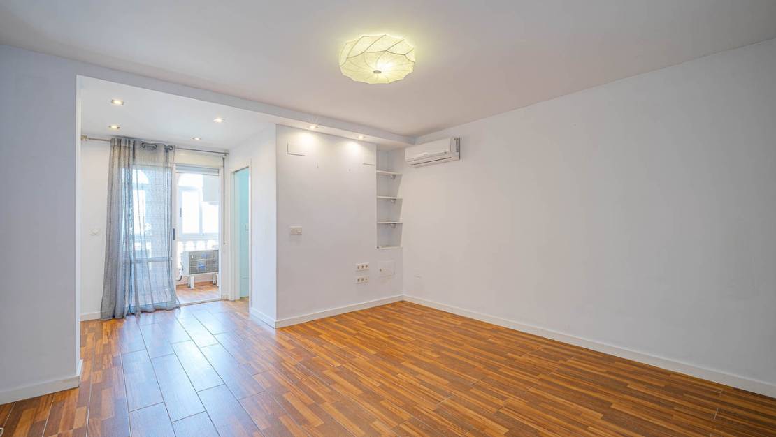 Sale - Apartment - Torrevieja - Torrevieja Centro