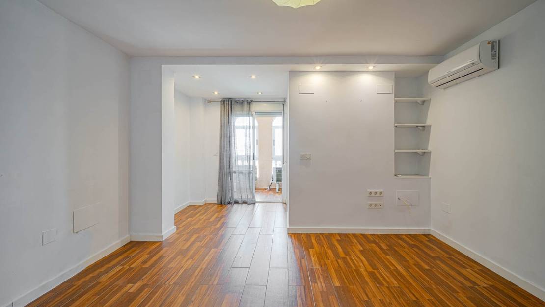 Sale - Apartment - Torrevieja - Torrevieja Centro