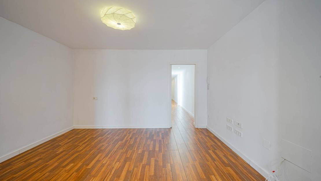 Sale - Apartment - Torrevieja - Torrevieja Centro