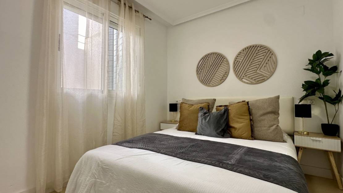 Sale - Apartment - Torrevieja - Torrevieja Centro