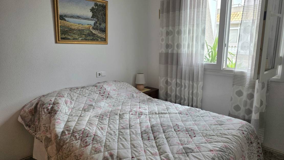 Sale - Apartment - Torrevieja - Torrevieja Centro