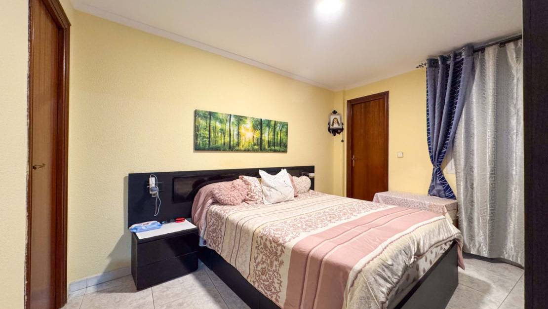 Sale - Apartment - Torrevieja - Torrevieja Centro