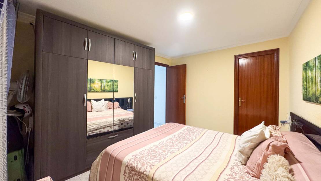 Sale - Apartment - Torrevieja - Torrevieja Centro